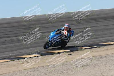 media/Oct-13-2025-Moto Forza (Mon) [[a66d839500]]/3-B Group/Session 2 (Bowl)/